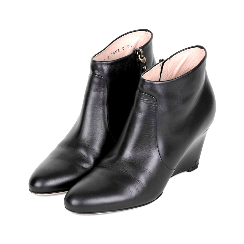 NWOT Ferragamo “Felda” Leather Boots 8.5/8